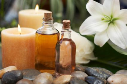 What is Aromatherapy?: A Massage Therapist's Guide - Minnesota School of  Cosmetology