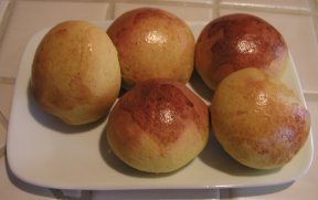 Pumpkin Dinner Rolls