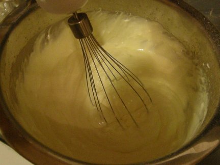 mixing banana cream pie