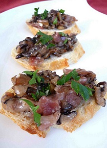 Crostinie with Mushrooms