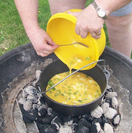 DIY Make your own Dutch Oven trivet. Legs for your flat bottom pot. Doubles  as a lid stand too.