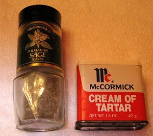 mccormick spice bottles