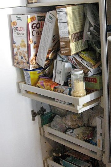 How Do You Organize Snacks in a Pantry?