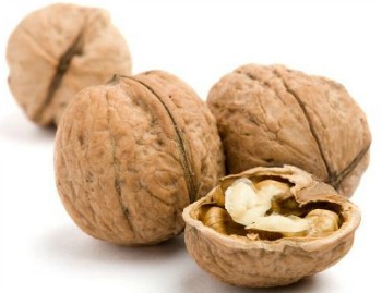 Health Benefits Of Walnut Oil Whats Cooking America