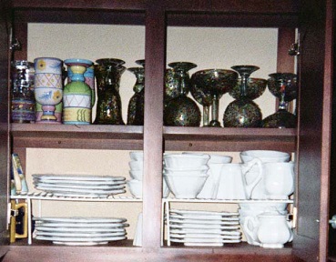 Storing 2025 china dishes