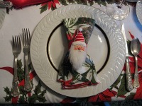 How to organize holiday tablescapes
