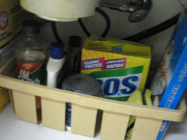 cleaning up clutter under the sink