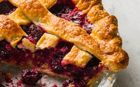 Summertime Blackberry Pie