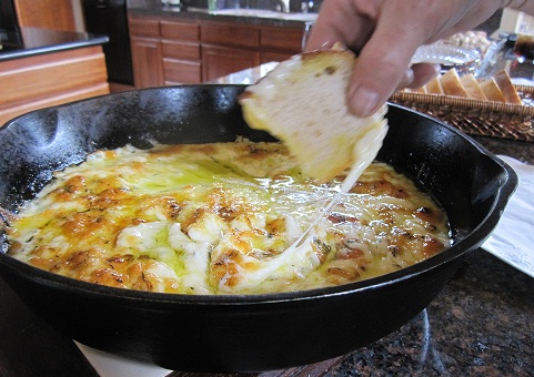 Fontina cheese fondue