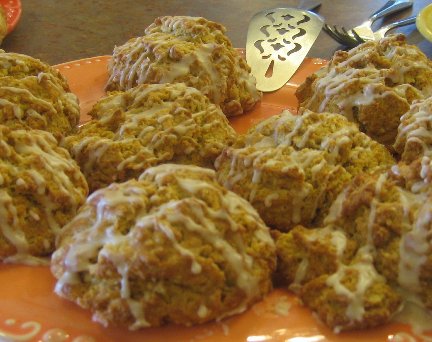 lots of Pumpkin Spice Drop Scones on an orange plate