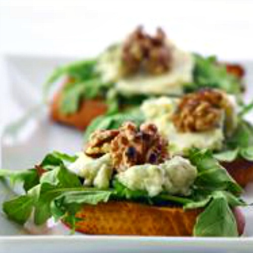 Walnut, Arugula, and Gorgonzola Crostini