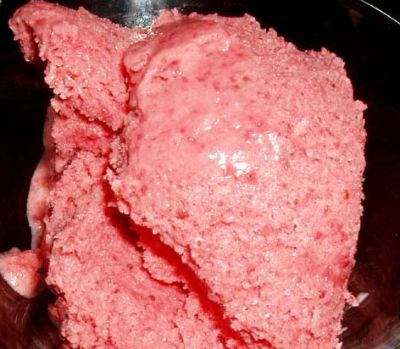 Homemade Srawberry Ice Cream