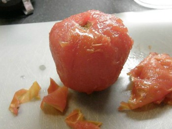 Peeling Fresh Tomatoes