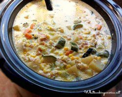 zucchini-corn-clam-chowder-in-slow-cooker 